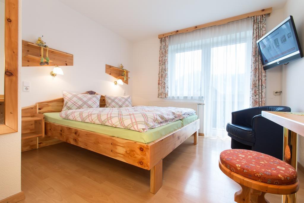 Haus Moser Worschach Ruang foto